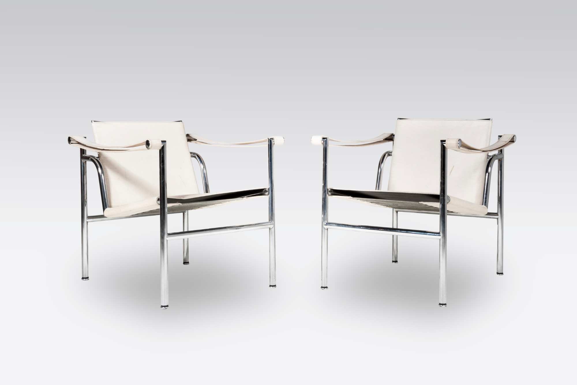 Pair of Armchair Le Corbusier model 