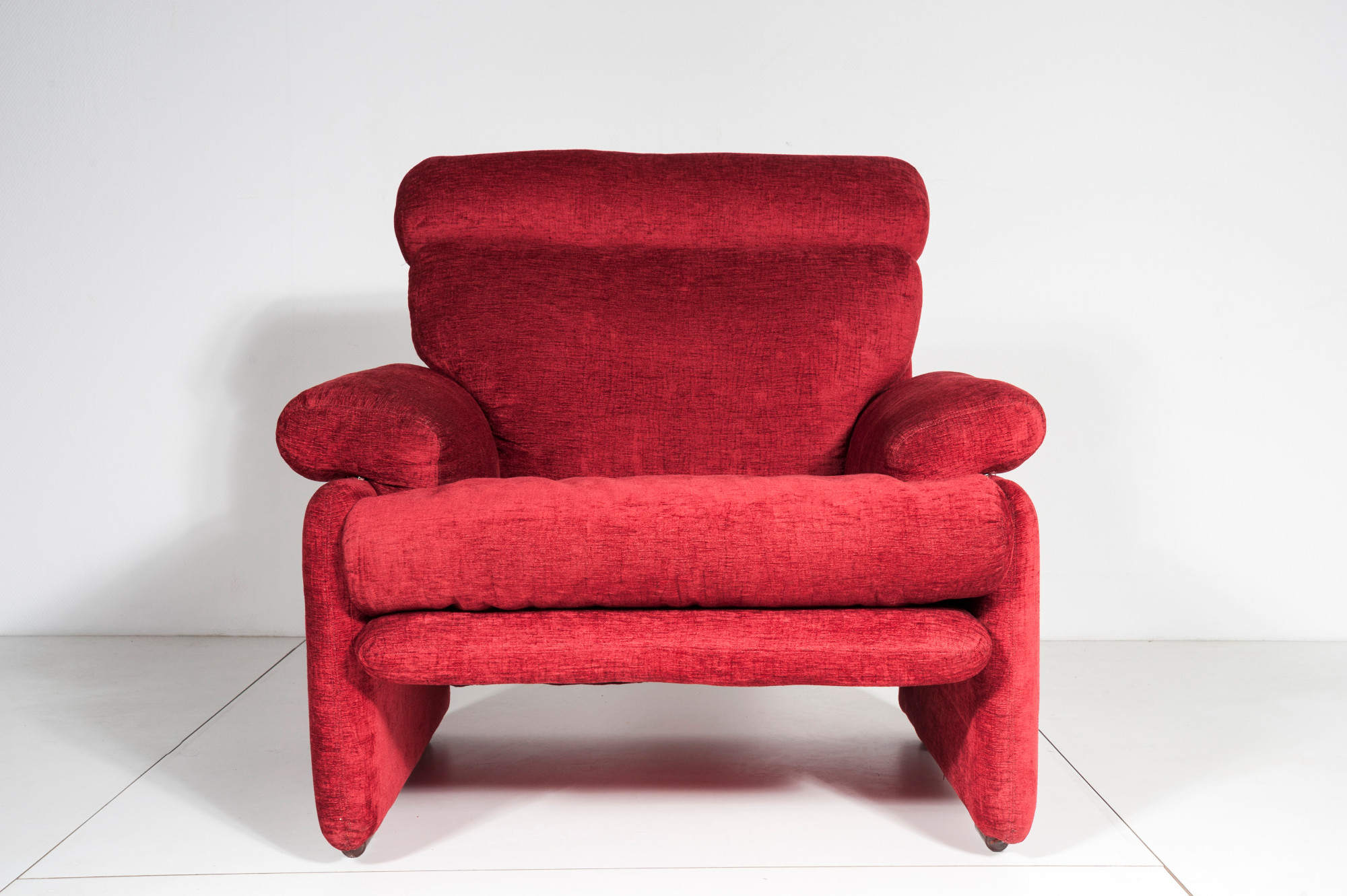 Pair of Armchairs and his otoman by Tobia Scarpa Model Cornado