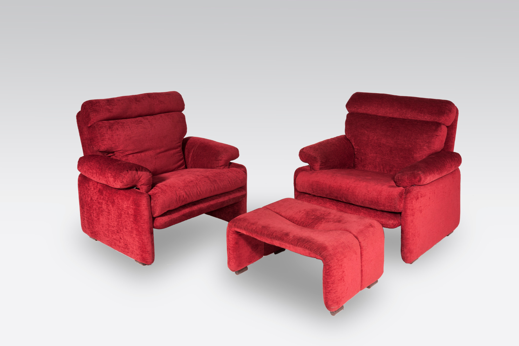 Pair of Armchairs and his otoman by Tobia Scarpa Model Cornado
