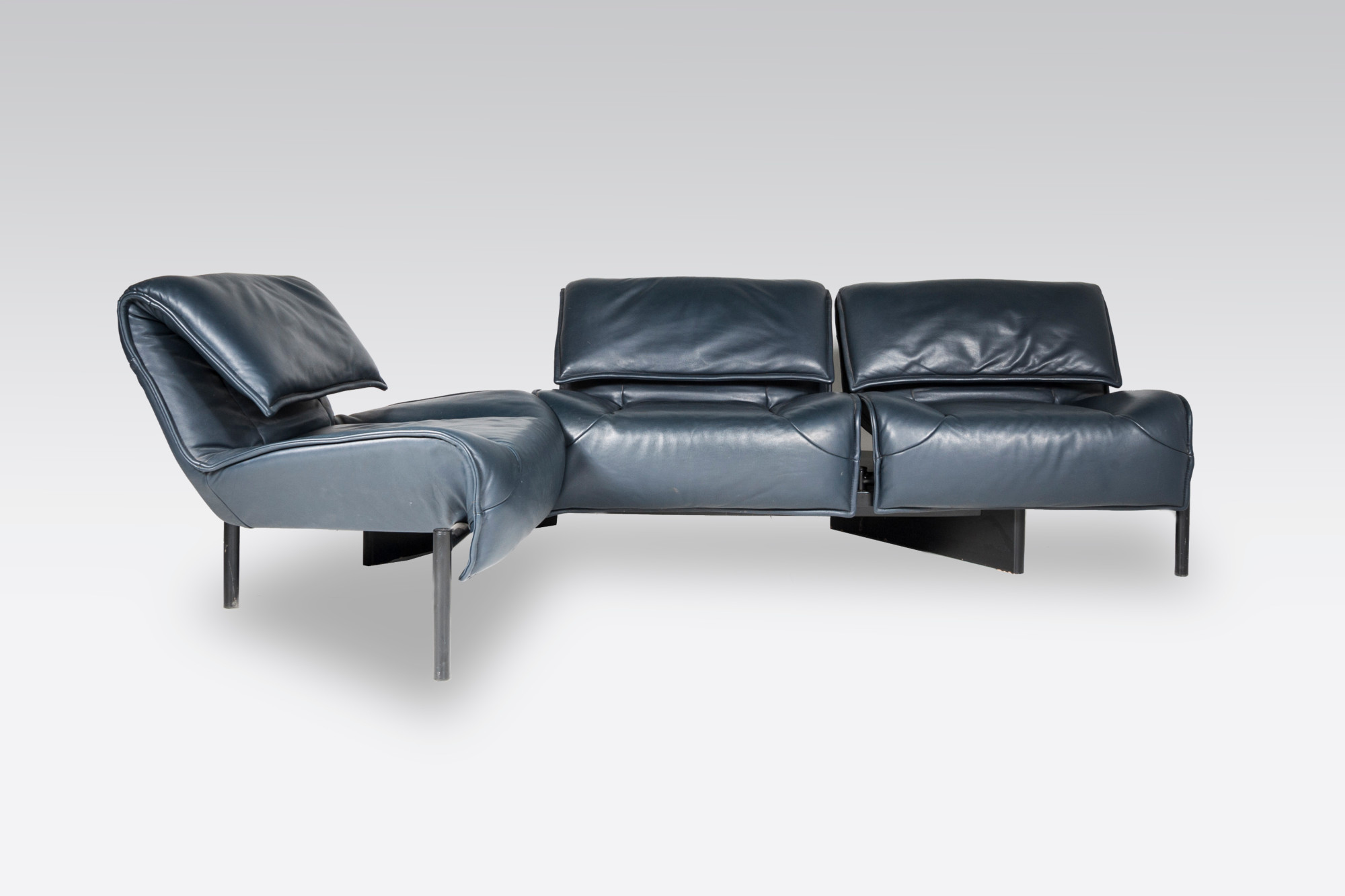 Sofa By Vico Magistretti for Cassina in Blue leather